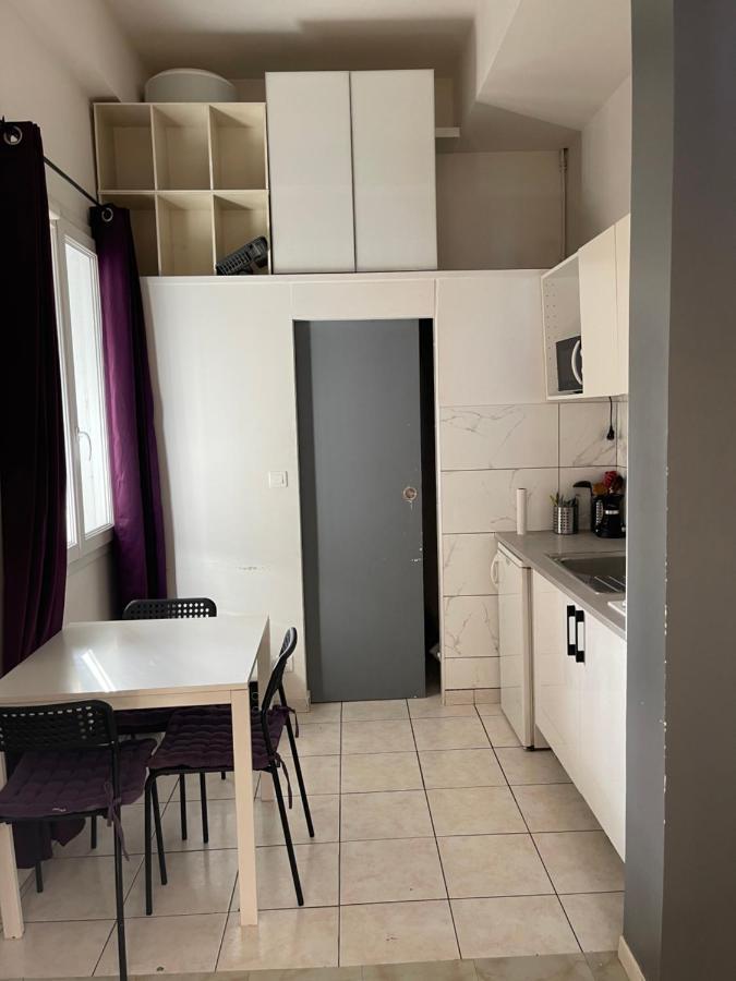 Apartamento Petit Duplex Gare Saint-Roch Montpellier Exterior foto