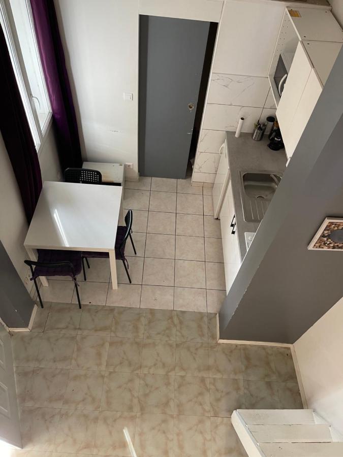 Apartamento Petit Duplex Gare Saint-Roch Montpellier Exterior foto